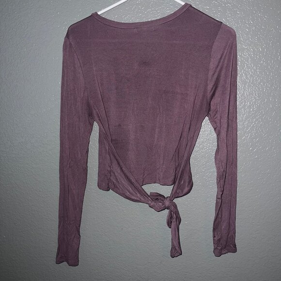 Material Girl Long Sleeve Top with Tie Front, Size Medium - Picture 3 of 3